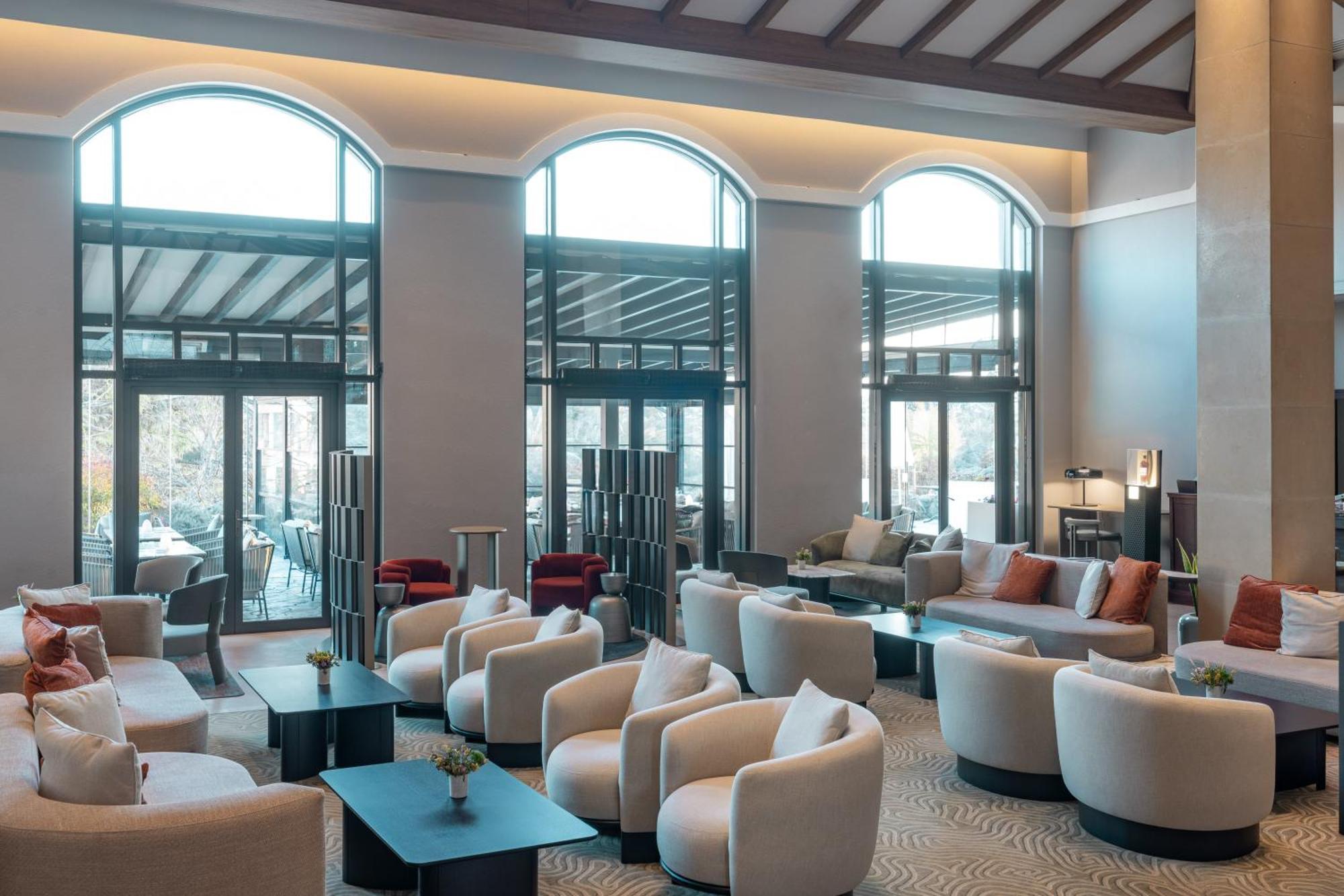 하얏트 리젠시 테살로니키 외부 사진 The lobby of the hotel